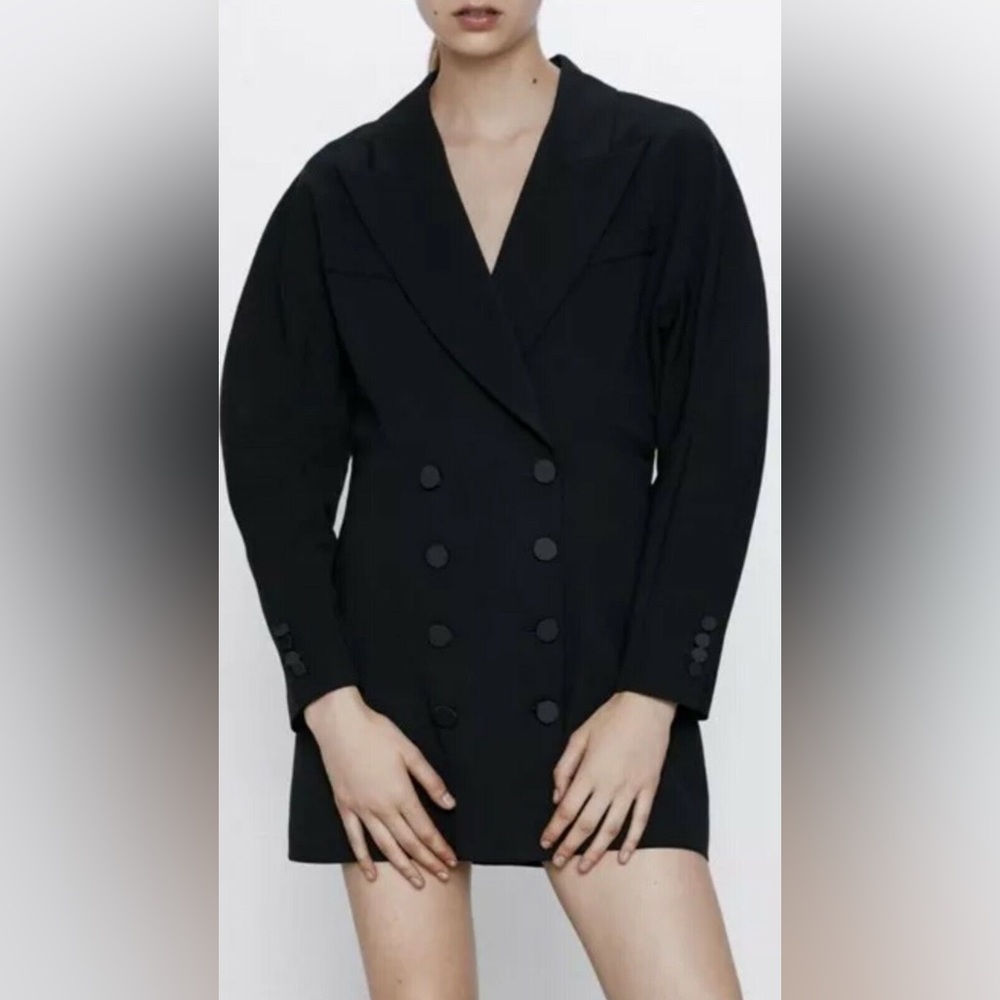 NWT blazer dress in black XS